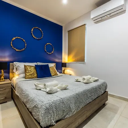 Apartment Dorris's 5 Min Walk From St Julians San Gwann